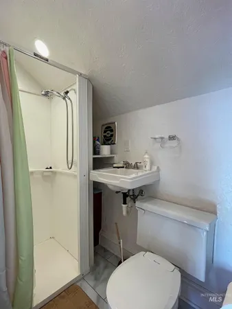 $389,000 | 1059 Southwest 3rd Avenue, Ontario, OR 97914