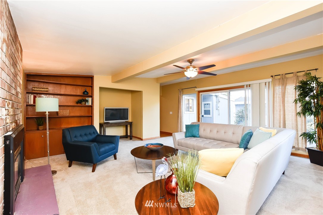 20206 100th Avenue Northeast Bothell, WA 98011 - Photo 11 of 26 Gallery Image 11