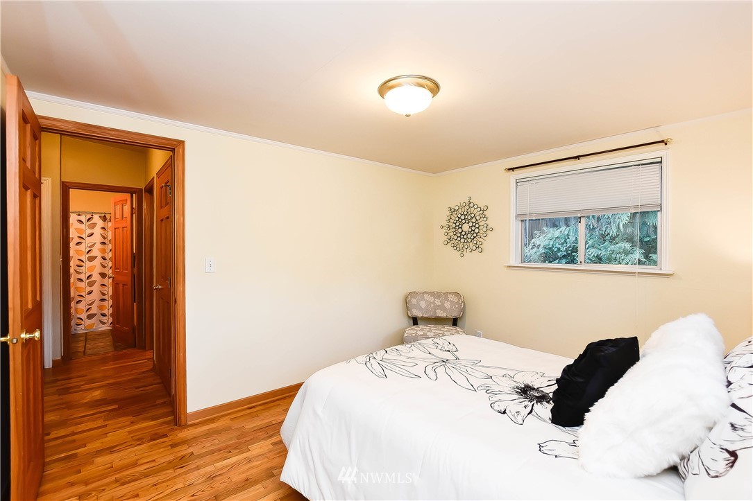 20206 100th Avenue Northeast Bothell, WA 98011 - Photo 19 of 26 Gallery Image 19