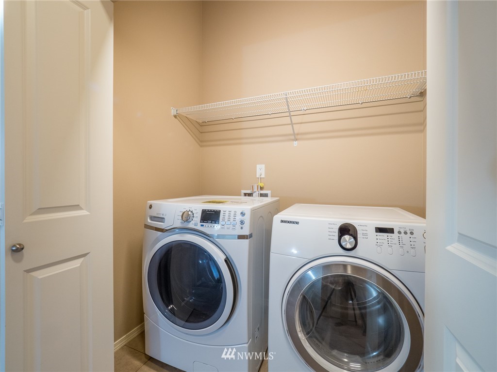 10136 B Holman Road Northwest Seattle, WA 98133 - Photo 24 of 37