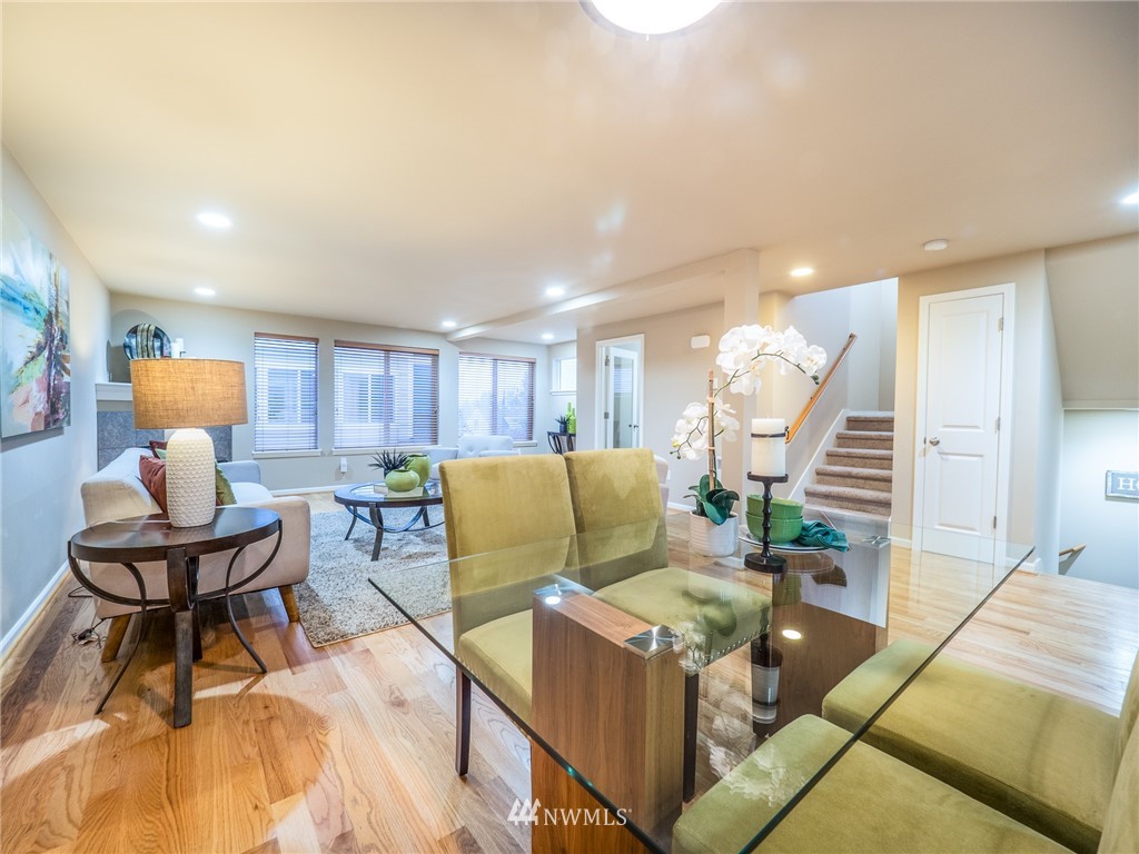 10136 B Holman Road Northwest Seattle, WA 98133 - Photo 4 of 37