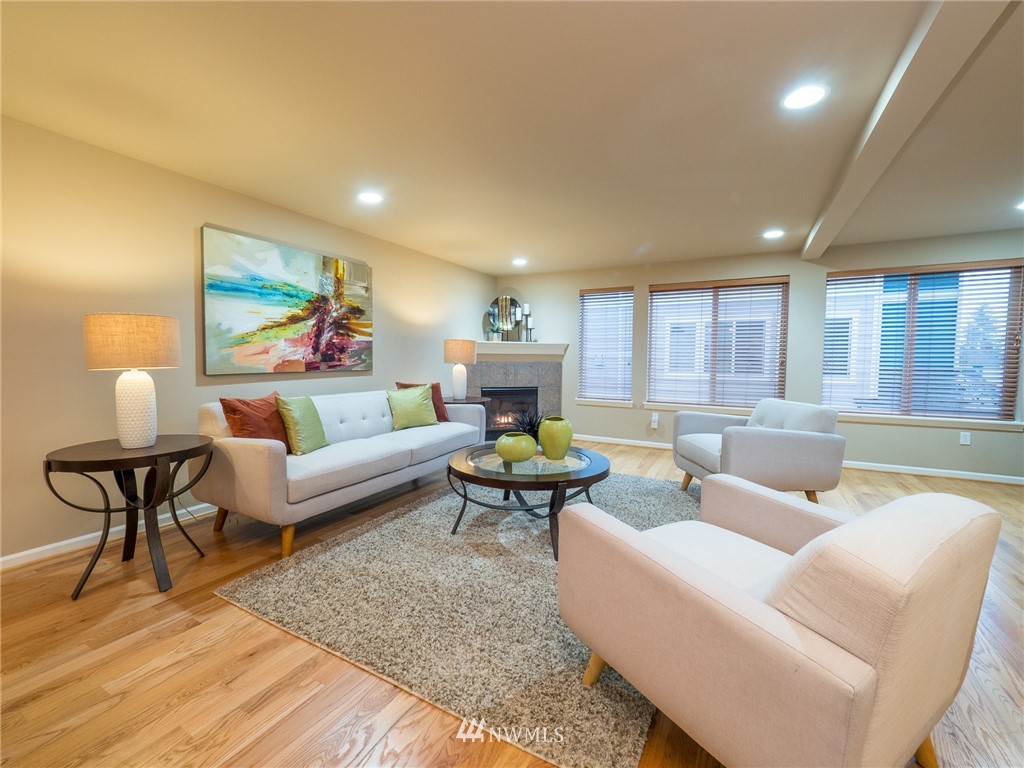 10136 B Holman Road Northwest Seattle, WA 98133 - Photo 8 of 37