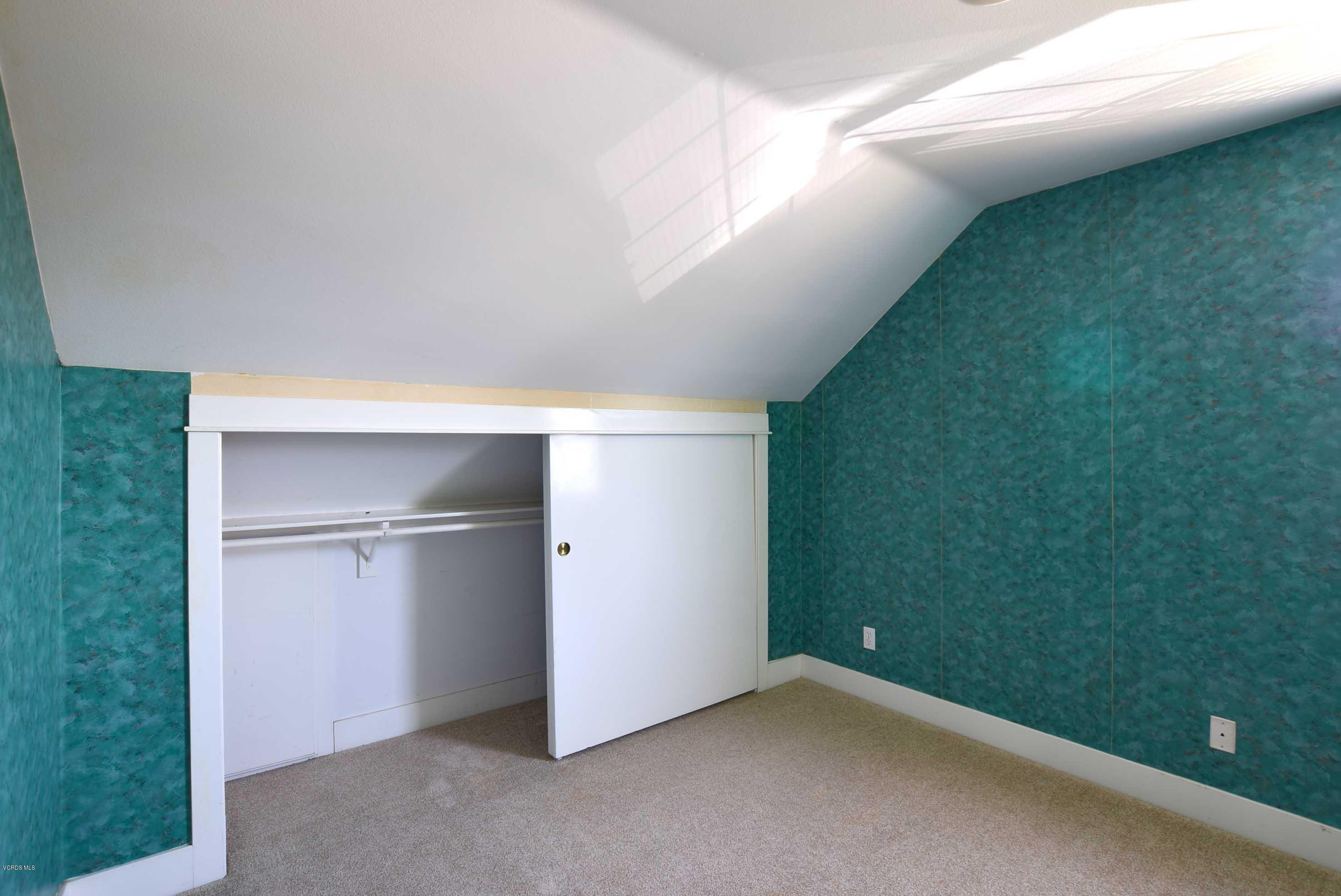 533 Kensington Drive Fillmore, CA 93015 - Photo 8 of 14 Bedroom 2_South facing Window