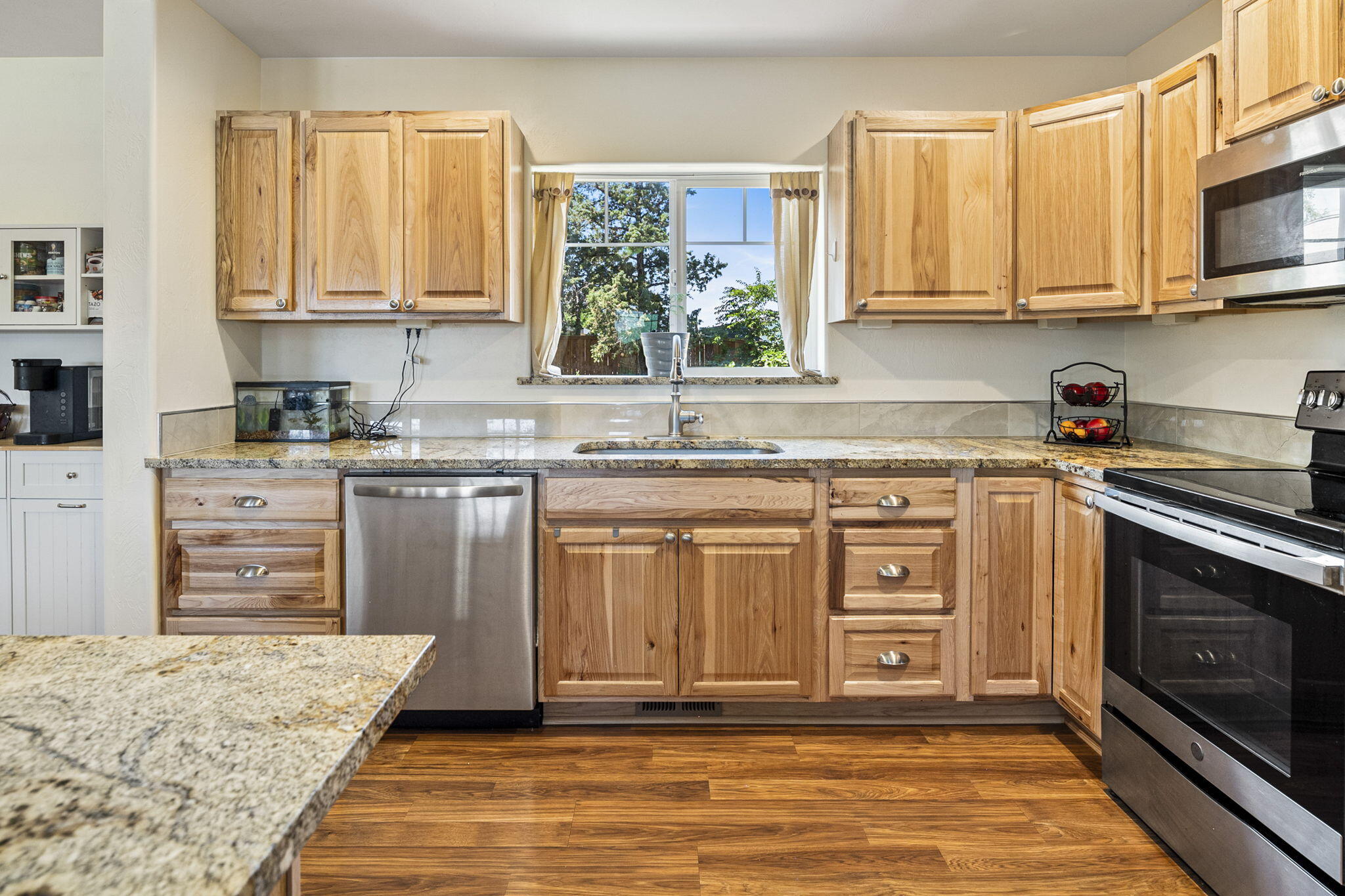 685 Northwest Rimrock Drive Redmond, OR 97756 - Photo 15 of 45 13-web-or-mls-685 NW Rimrock Dr, Redmond