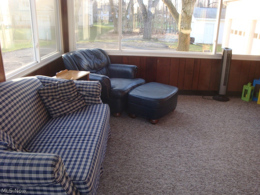 462 Miner Road Highland Heights, OH 44143 - Photo 6 of 23 SUN ROOM. NEW WINDOWS AND CARPET. ENJOY THE SUMMER BREEZE...3 SEASON ROOM