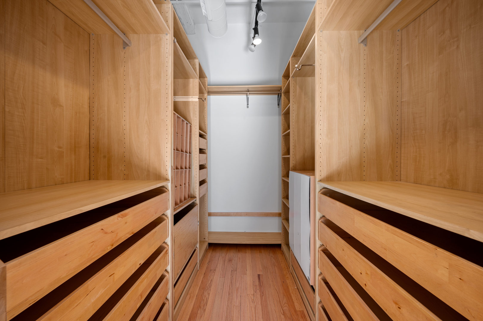 900 West Jackson Boulevard, Unit 3W Chicago, IL 60607 - Photo 25 of 38