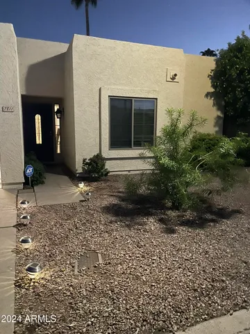 $2,850 | 7811 East Parkview Drive, Mesa, AZ 85208