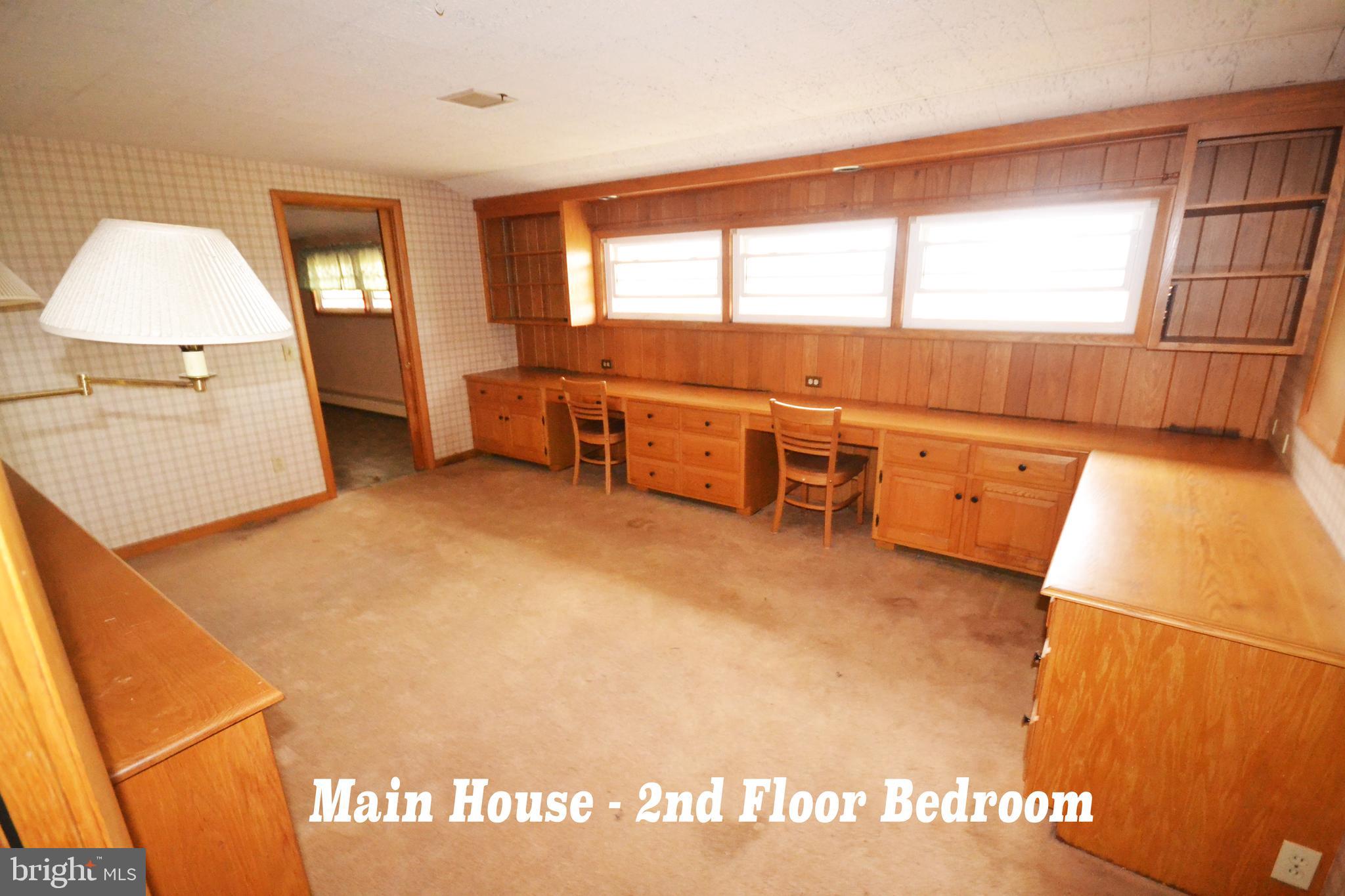 57 Church Road Telford, PA 18969 - Photo 20 of 37 a view of a kitchen with a dishwasher and a microwave
