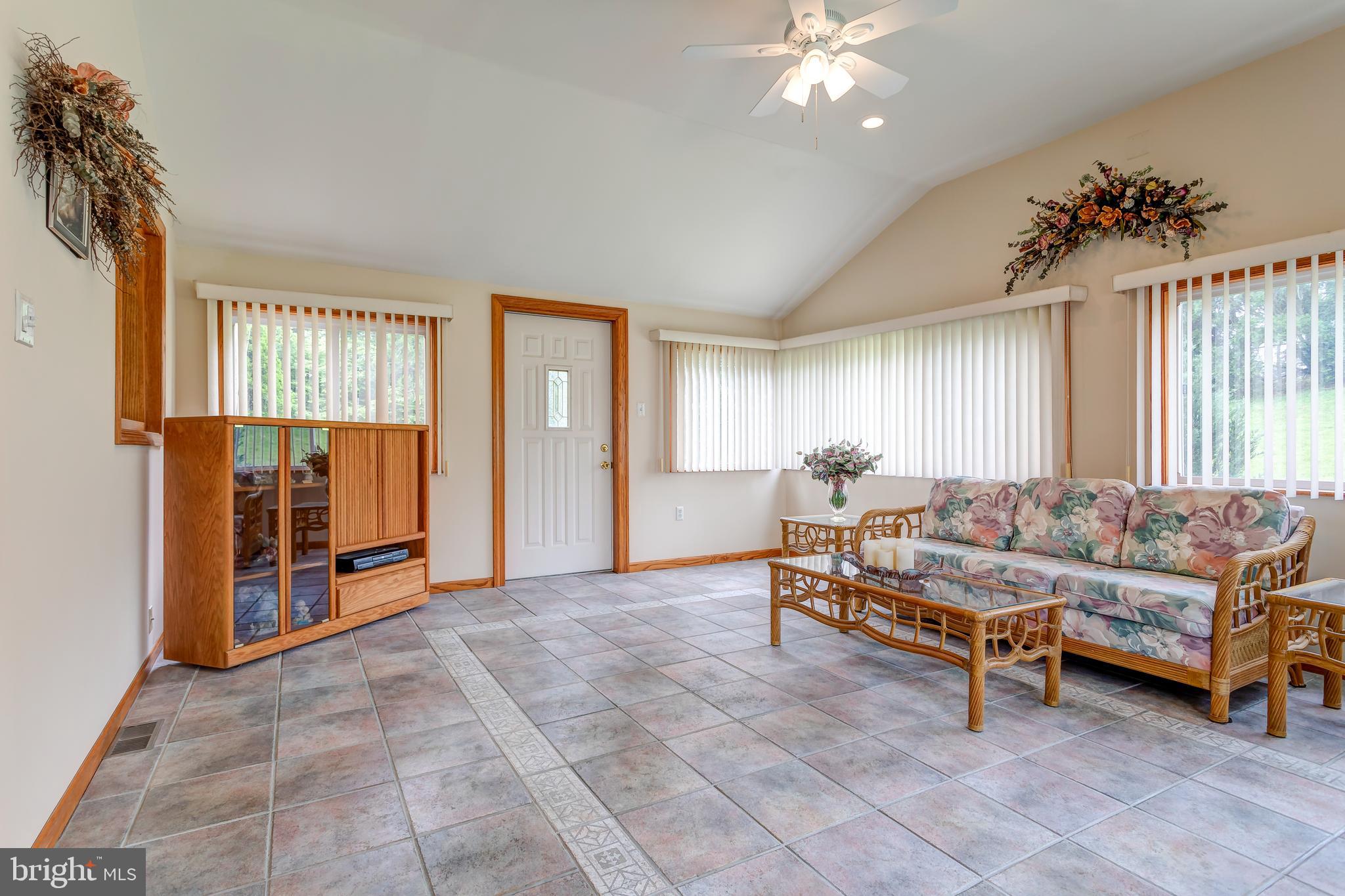 218 Gleaves Road Springfield, PA 19064 - Photo 17 of 40
