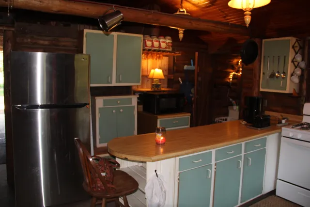 $175,000 | 568 Burke Circle, Baldwin, MI 49304