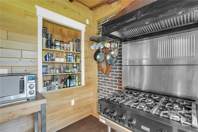 $419,900 | 6101 Garrard Avenue, Savannah, GA 31405