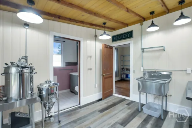 $419,900 | 6101 Garrard Avenue, Savannah, GA 31405