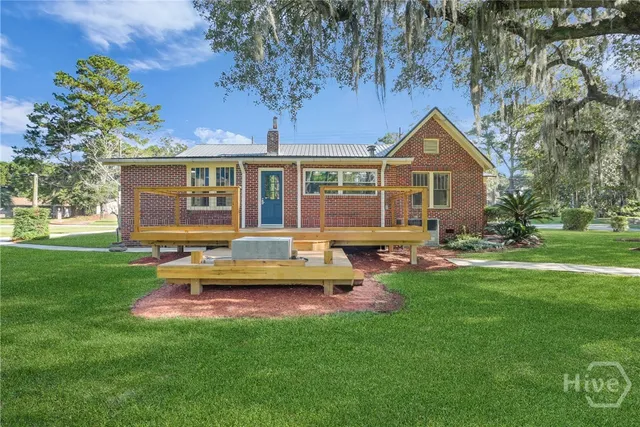 $419,900 | 6101 Garrard Avenue, Savannah, GA 31405
