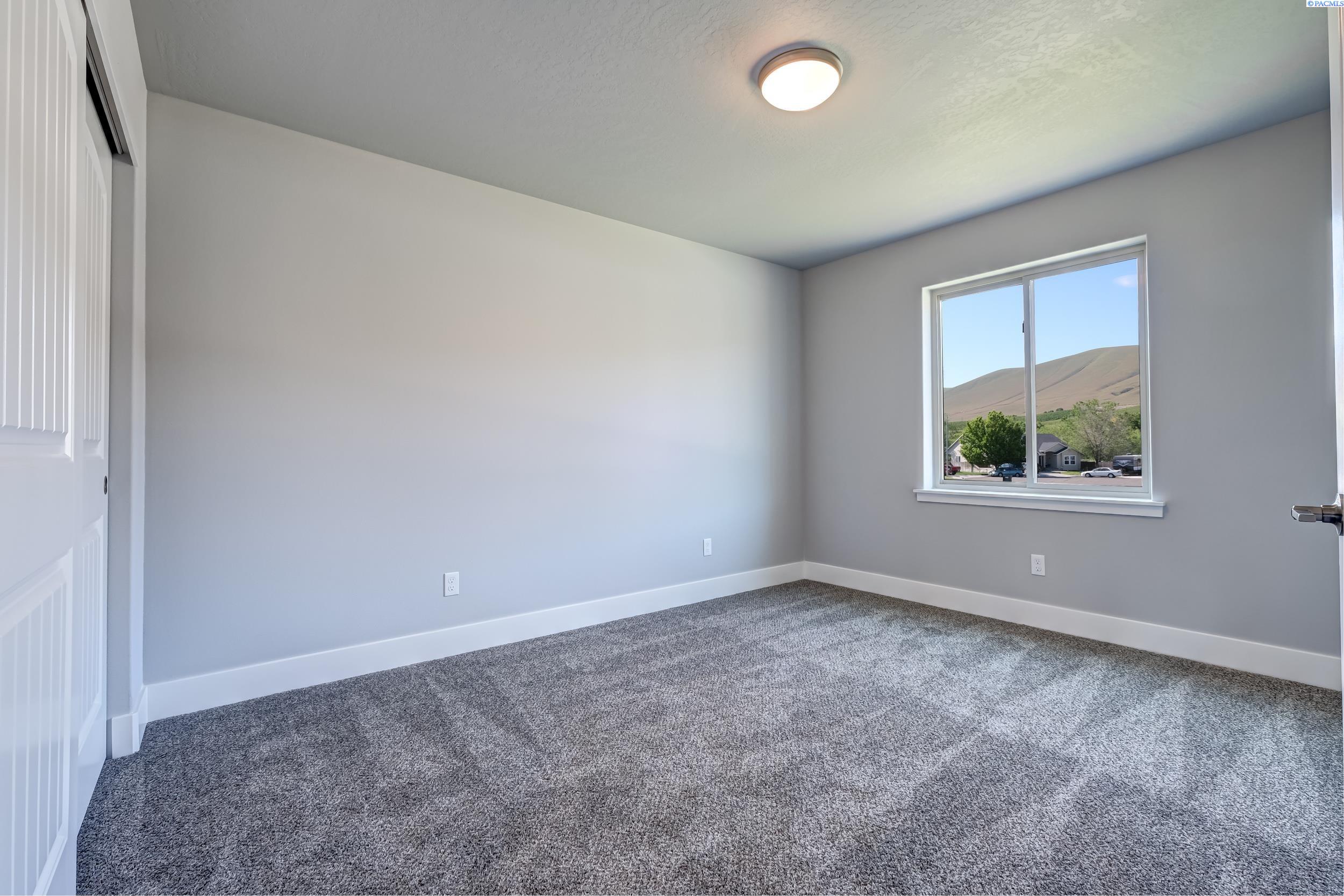 1708 Kendall Road Benton City, WA 99320 - Photo 18 of 26 Gallery Image 18