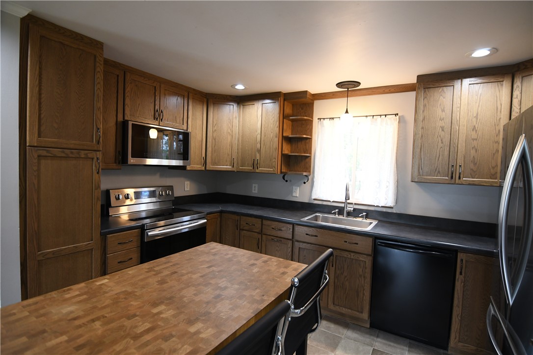 2 Cayuga Street Sidney, NY 13838 - Photo 5 of 35