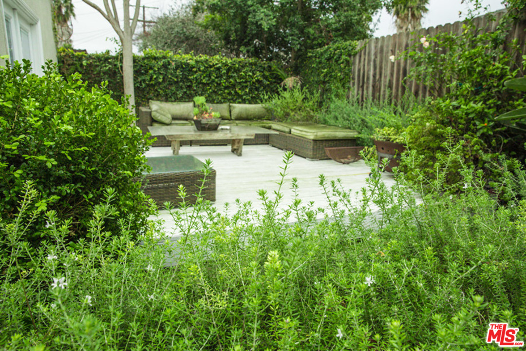3657 Wellington Road Los Angeles, CA 90016 - Photo 6 of 21 Gallery Image 6