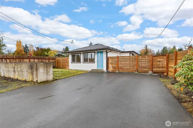 $399,990 | 1632 Southeast Salmonberry Road, Port Orchard, WA 98366