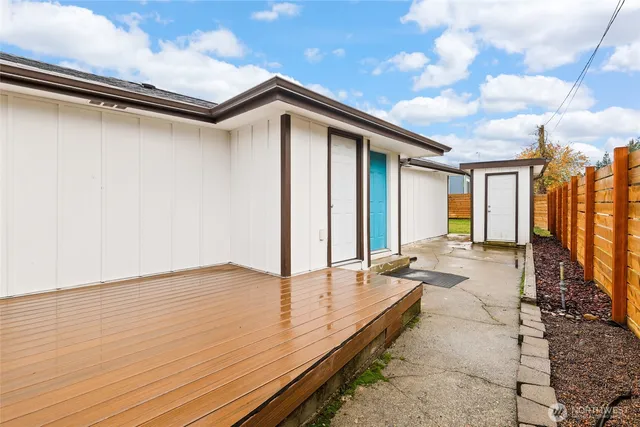 $399,990 | 1632 Southeast Salmonberry Road, Port Orchard, WA 98366