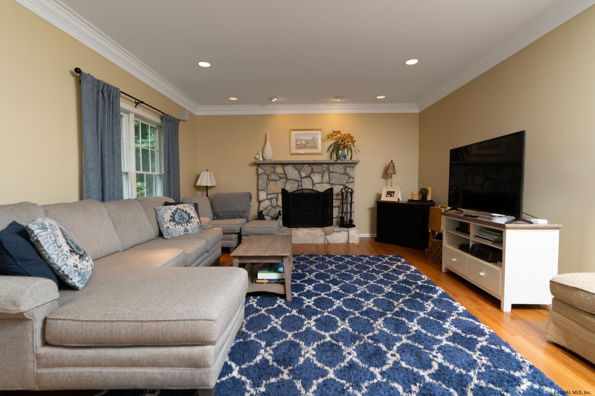 418 Ridgehill Road Schenectady, NY 12303 - Photo 21 of 54 Photo 21