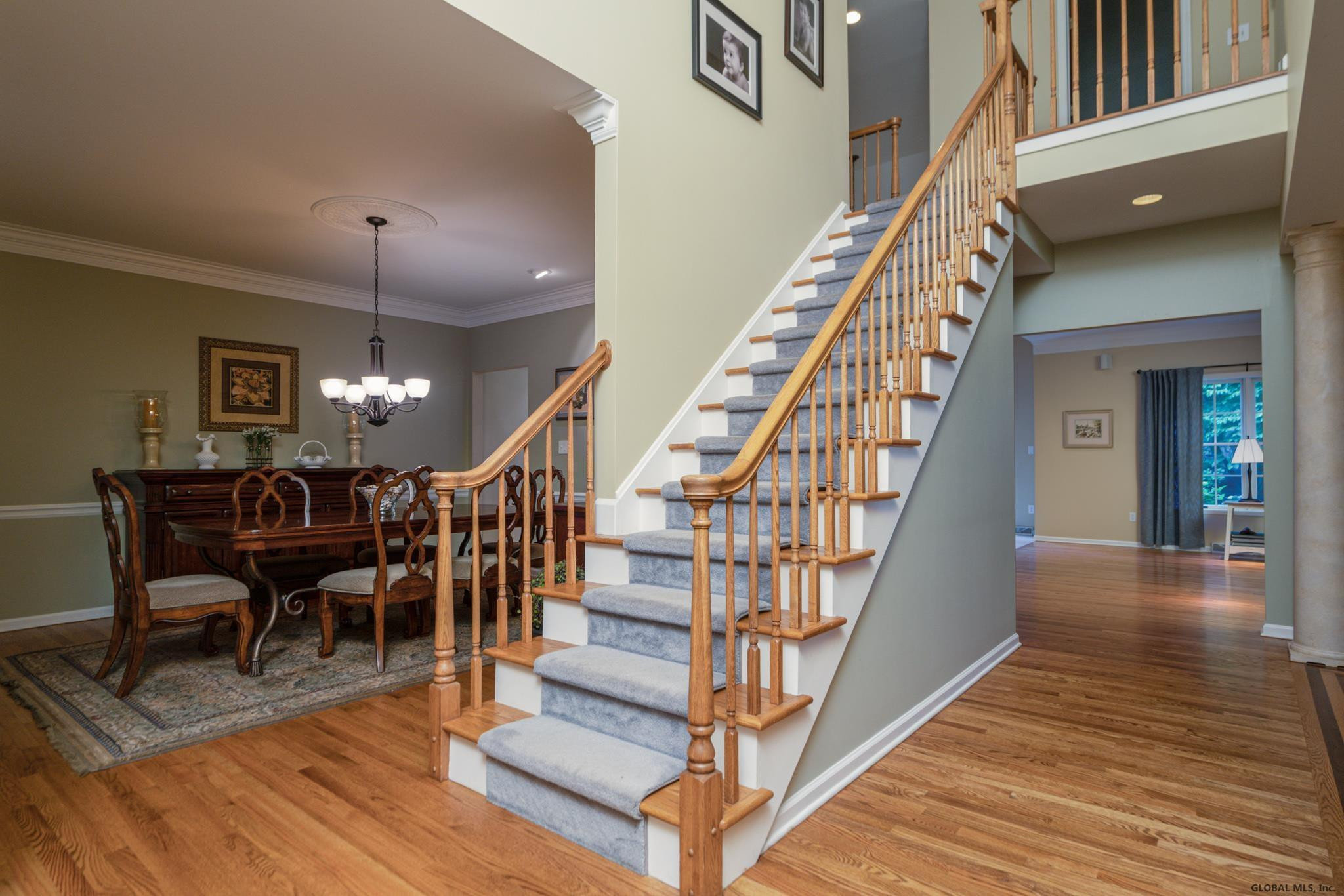 418 Ridgehill Road Schenectady, NY 12303 - Photo 5 of 54 Photo 5