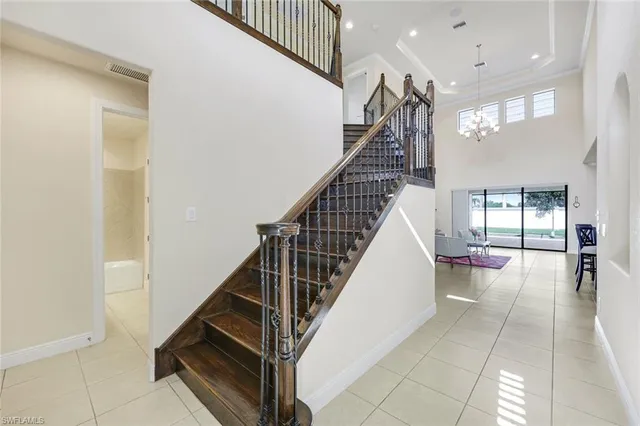 a view of entryway and hall