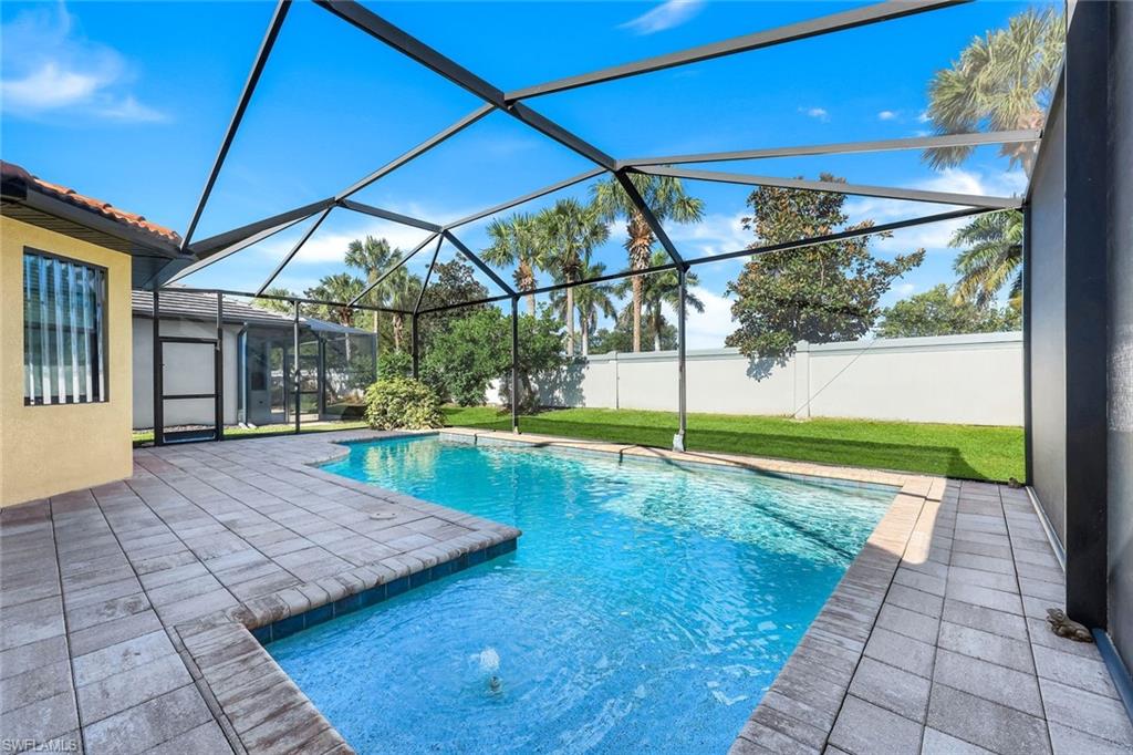 10101 Florence Circle Naples, FL 34119 - Photo 31 of 33