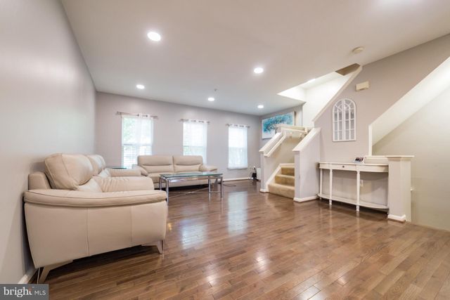 $479,000 | 13512 Hamlet Square Court, Germantown, MD 20874