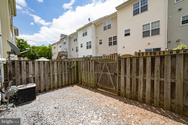 $479,000 | 13512 Hamlet Square Court, Germantown, MD 20874