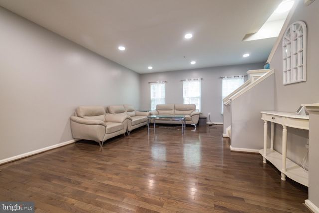 $479,000 | 13512 Hamlet Square Court, Germantown, MD 20874