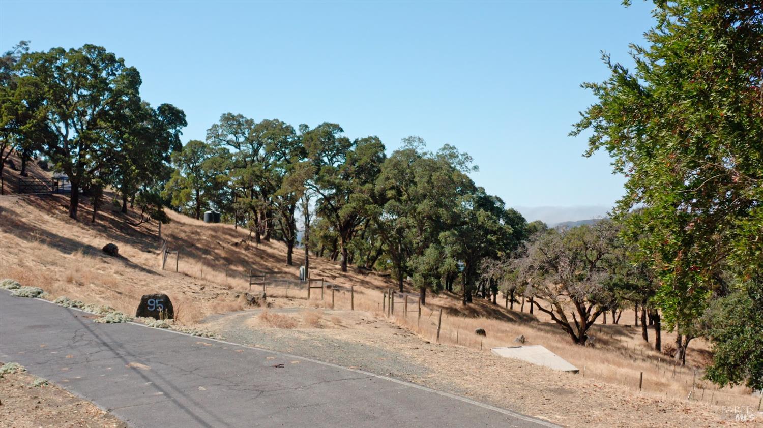 95 Longhorn Ridge Road Napa, CA 94558 - Photo 33 of 58