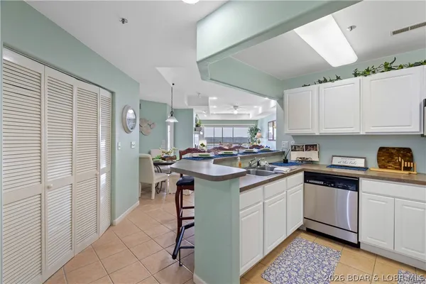 $300,000 | 116 Emerald Bay Drive, Unit 2C, Lake Ozark, MO 65049