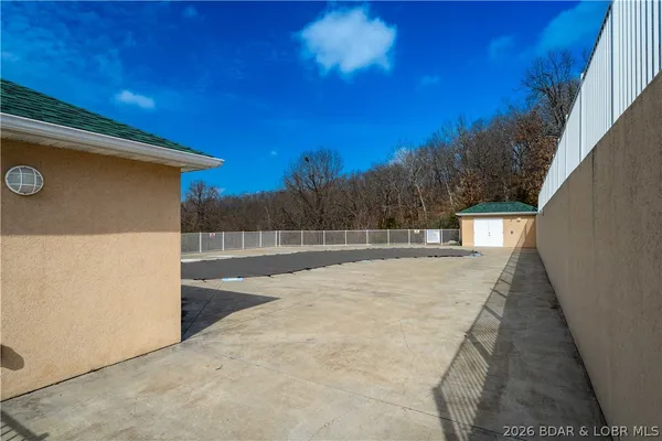 $300,000 | 116 Emerald Bay Drive, Unit 2C, Lake Ozark, MO 65049