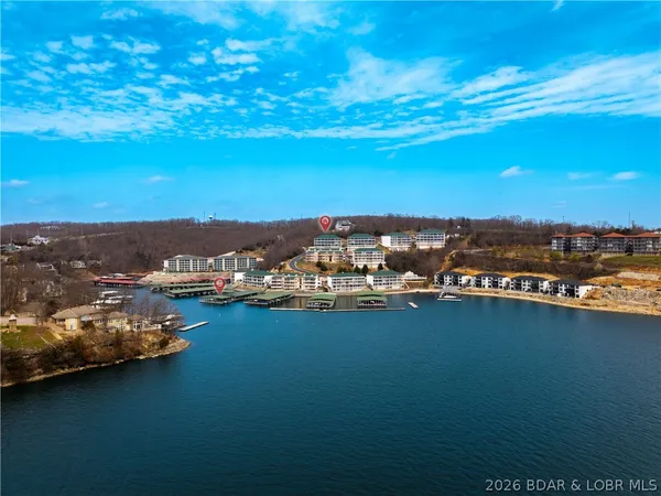 $300,000 | 116 Emerald Bay Drive, Unit 2C, Lake Ozark, MO 65049
