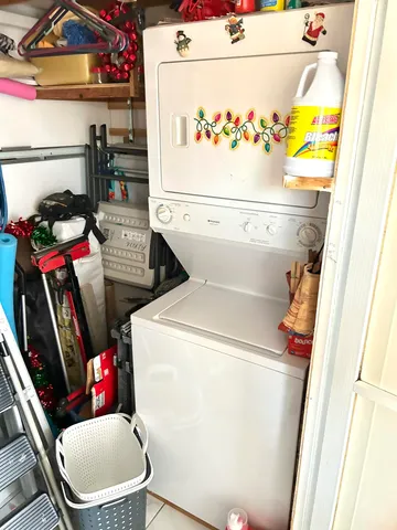 $39,000 | 875 Northeast 48 Th Pompano Beach, Unit 356, Pompano Beach, FL 33064