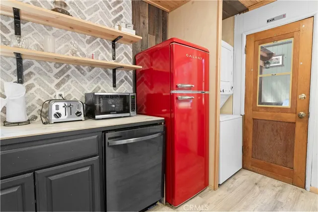 $549,999 | 43407 Sand Canyon Road, Big Bear Lake, CA 92315