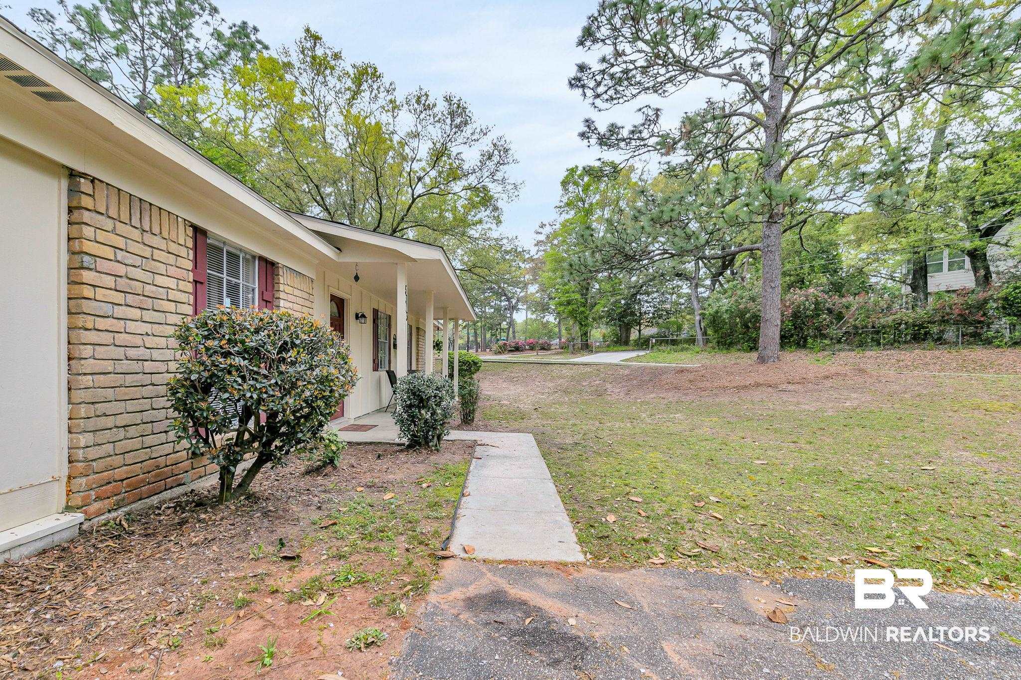 5313 Dodge Drive South Mobile, AL 36693 - Photo 7 of 50