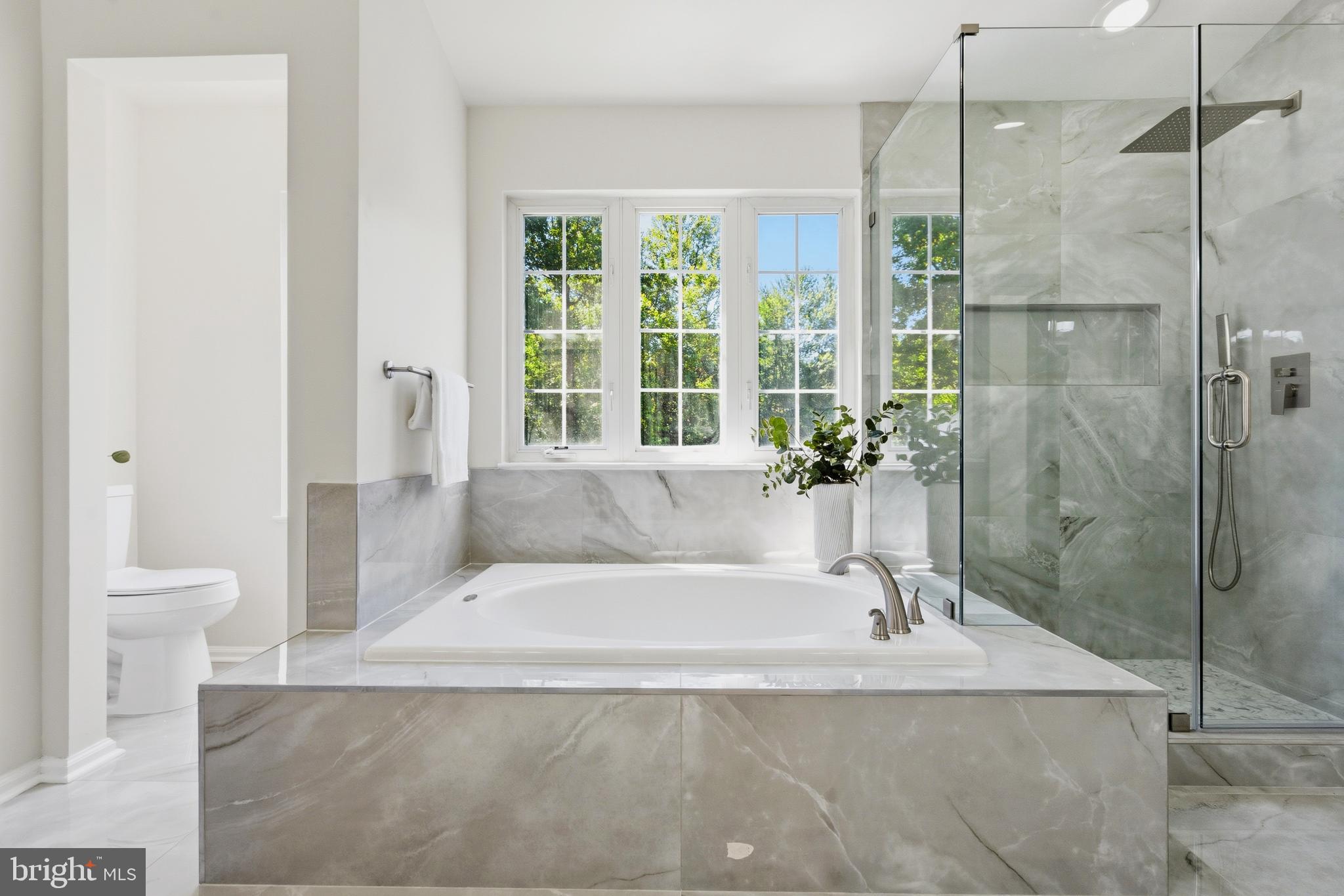 6733 Catskill Road Lorton, VA 22079 - Photo 37 of 62 Master Bathroom with Soaking Tub