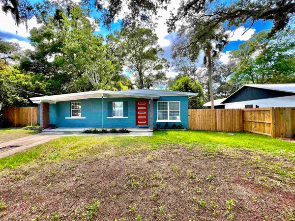 $2,100 | 204 Spring Street, St. Augustine, FL 32084