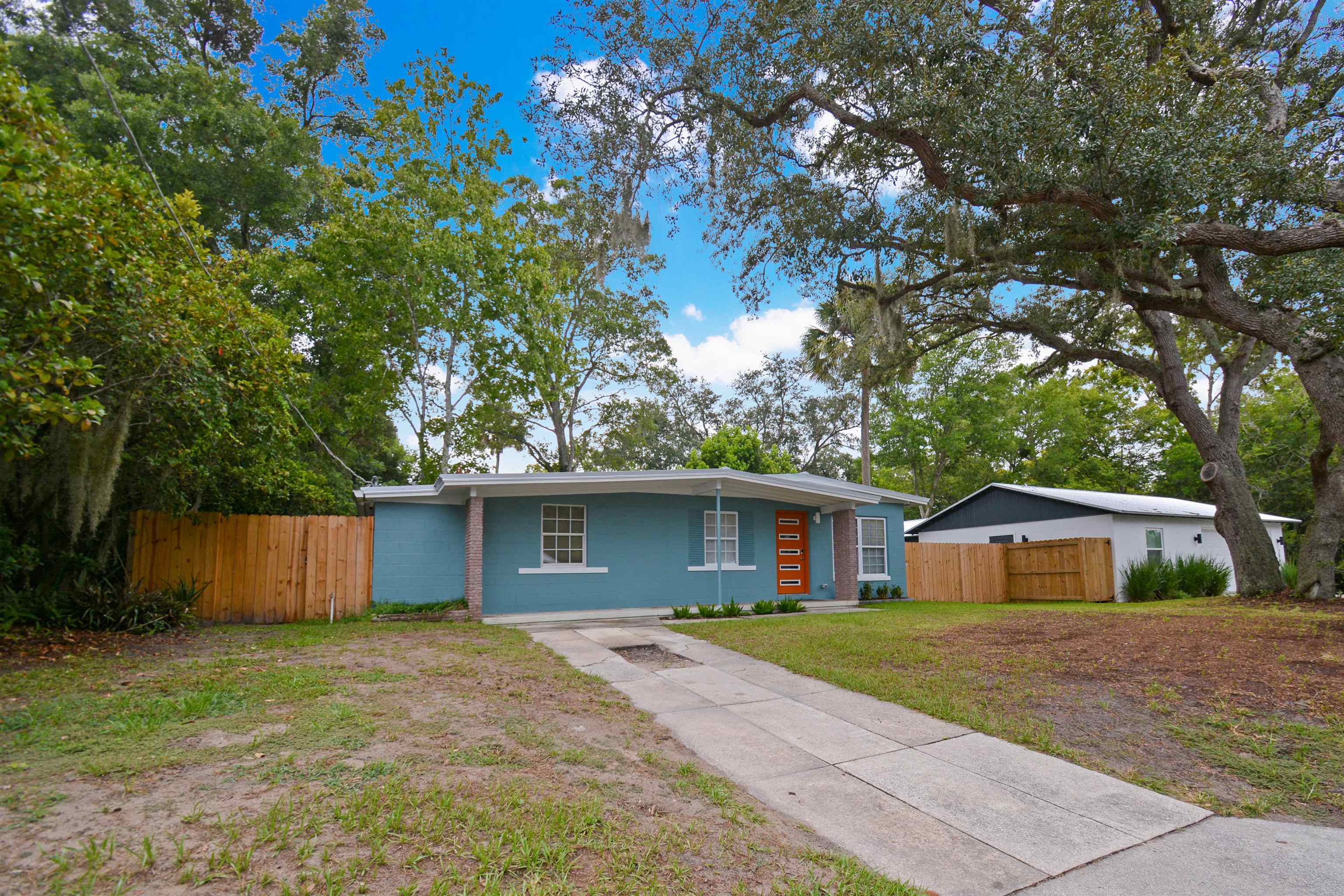 204 Spring Street St. Augustine, FL 32084 - Photo 3 of 27