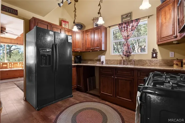 $199,000 | 44 Lakeview Tract, Big Bear City, CA 92314
