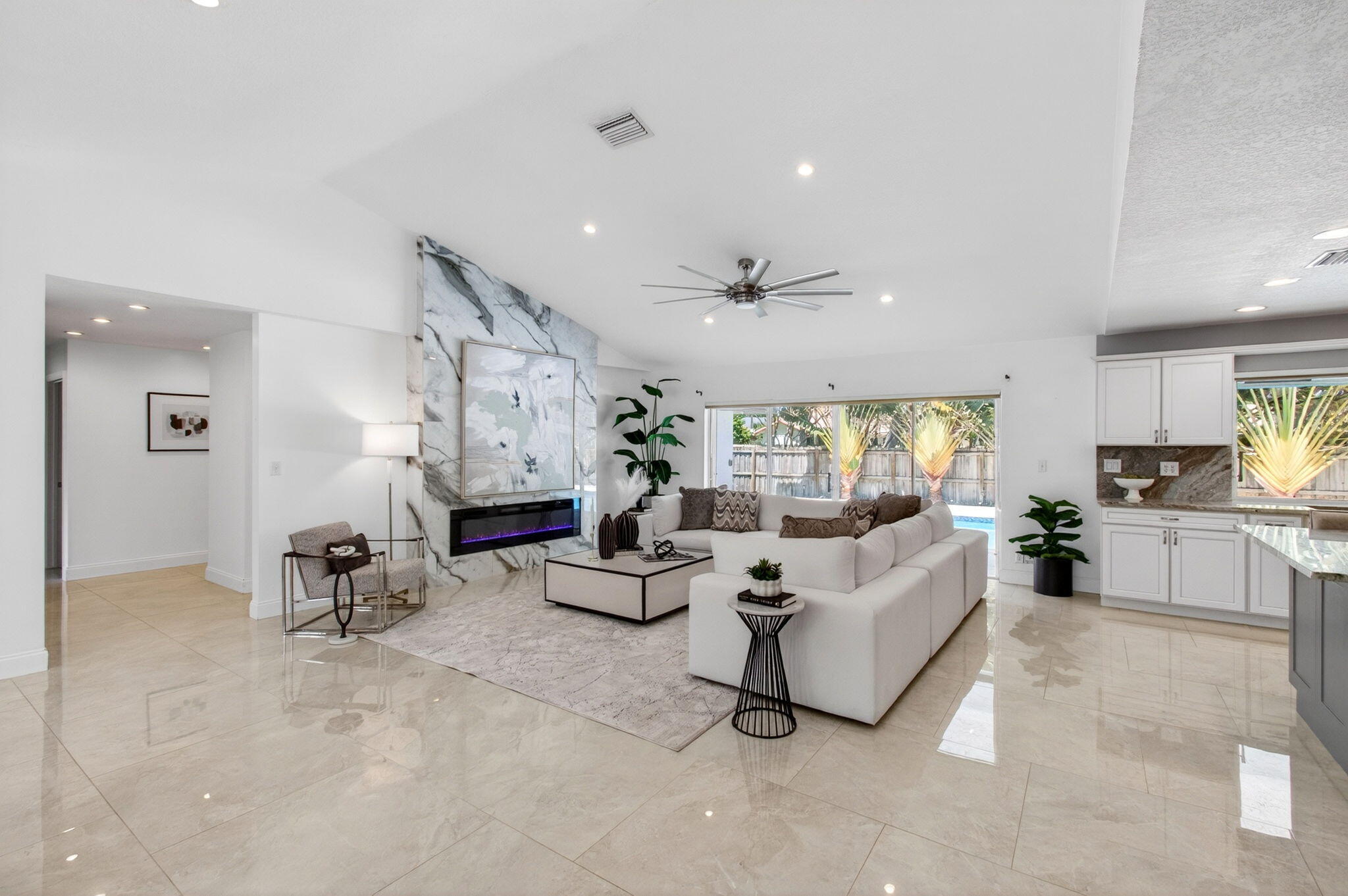 17634 Lake Park Road Boca Raton, FL 33487 - Photo 10 of 67 18-web-or-mls-DSC_6879