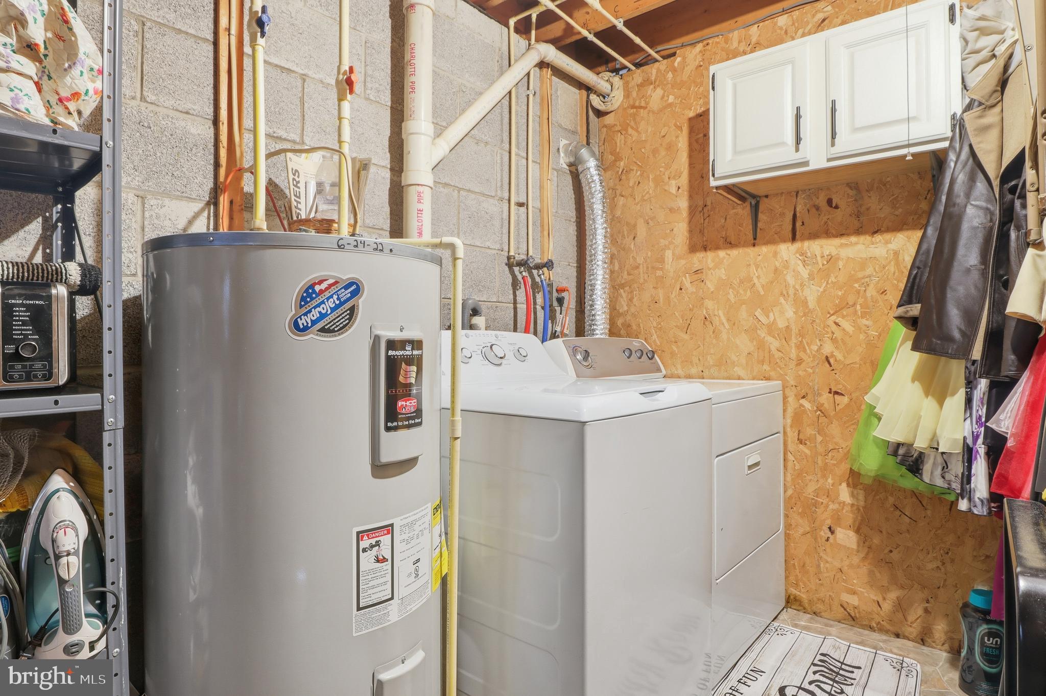 935 Pleasant Grove Road Red Lion, PA 17356 - Photo 32 of 70 a utility room with dryer and washer
