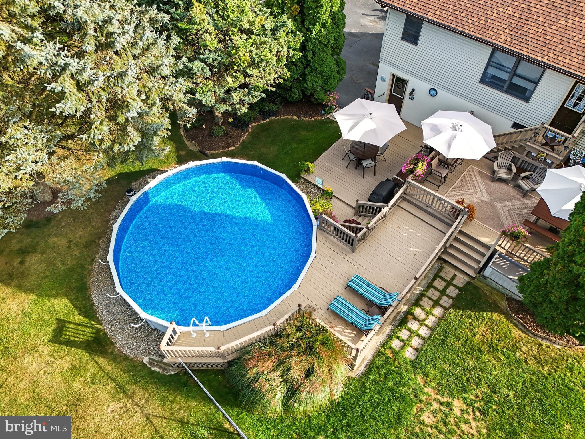 935 Pleasant Grove Road Red Lion, PA 17356 - Photo 63 of 70 an aerial view of a swimming pool