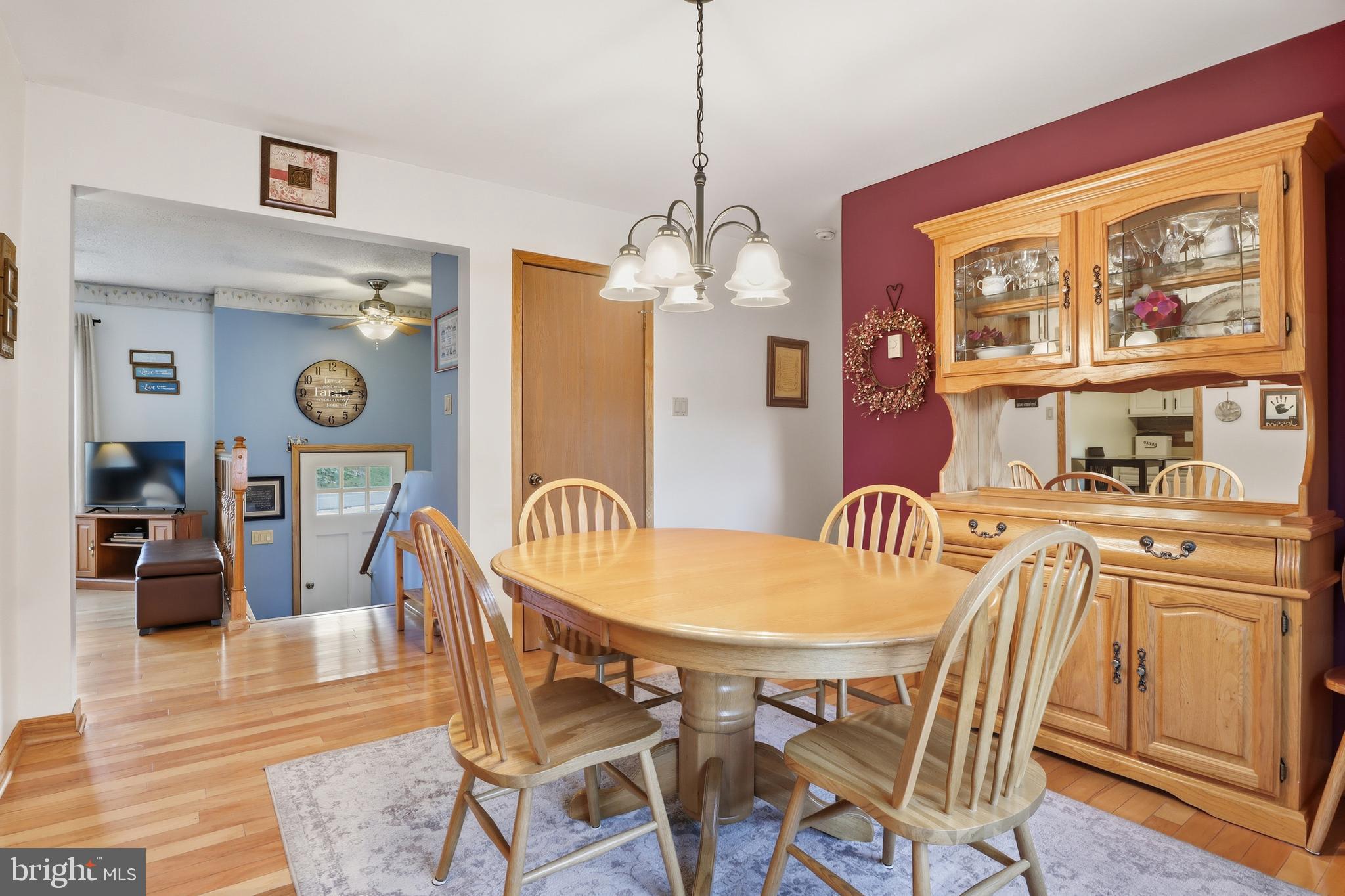 935 Pleasant Grove Road Red Lion, PA 17356 - Photo 7 of 70 a dining room with furniture and window