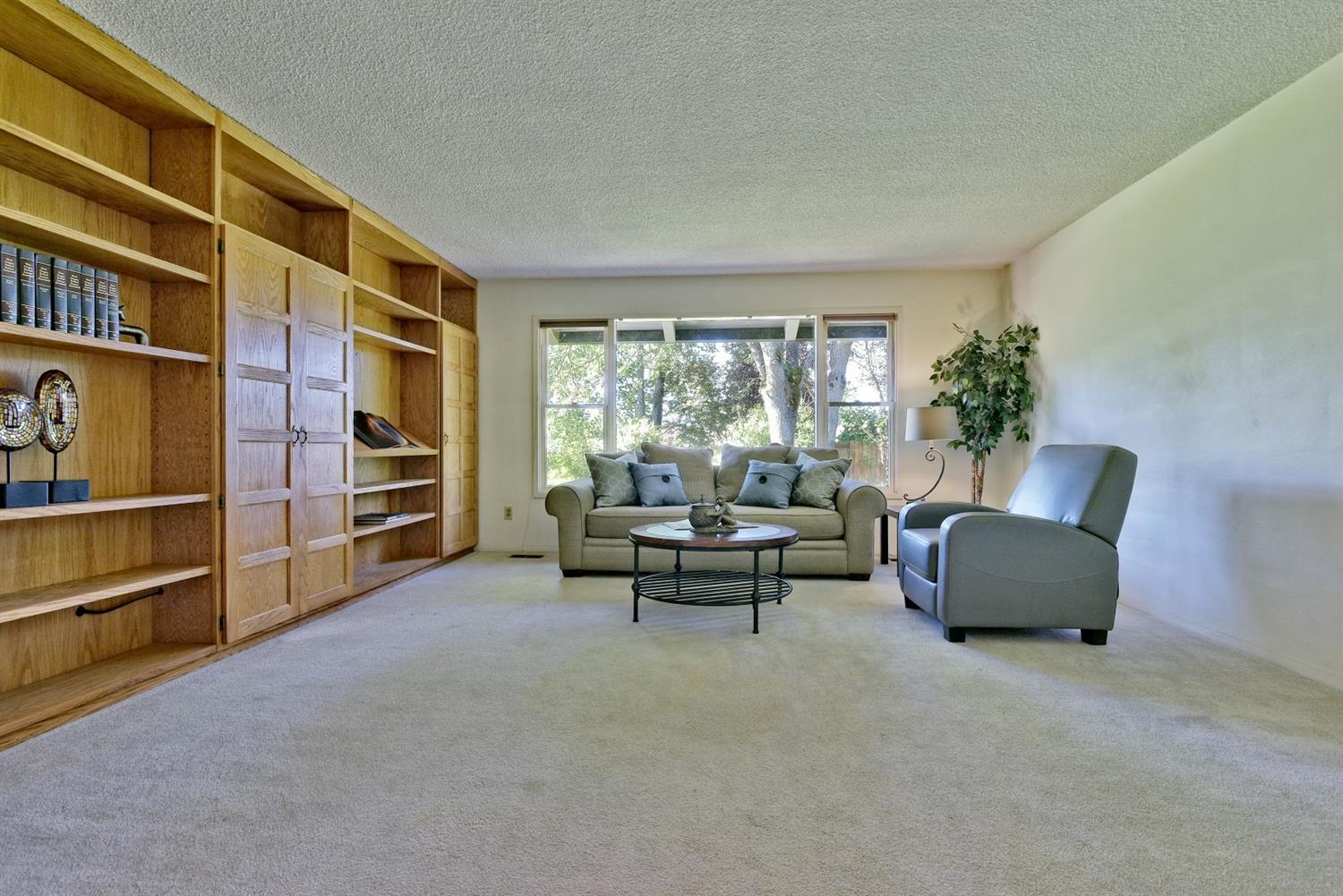 2948 Hillcrest Road Medford, OR 97504 - Photo 22 of 35 Additional Photo