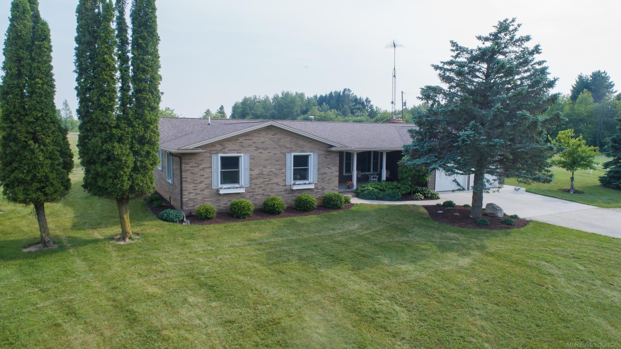 5708 Walker Road Applegate, MI 48401 - Photo 39 of 61