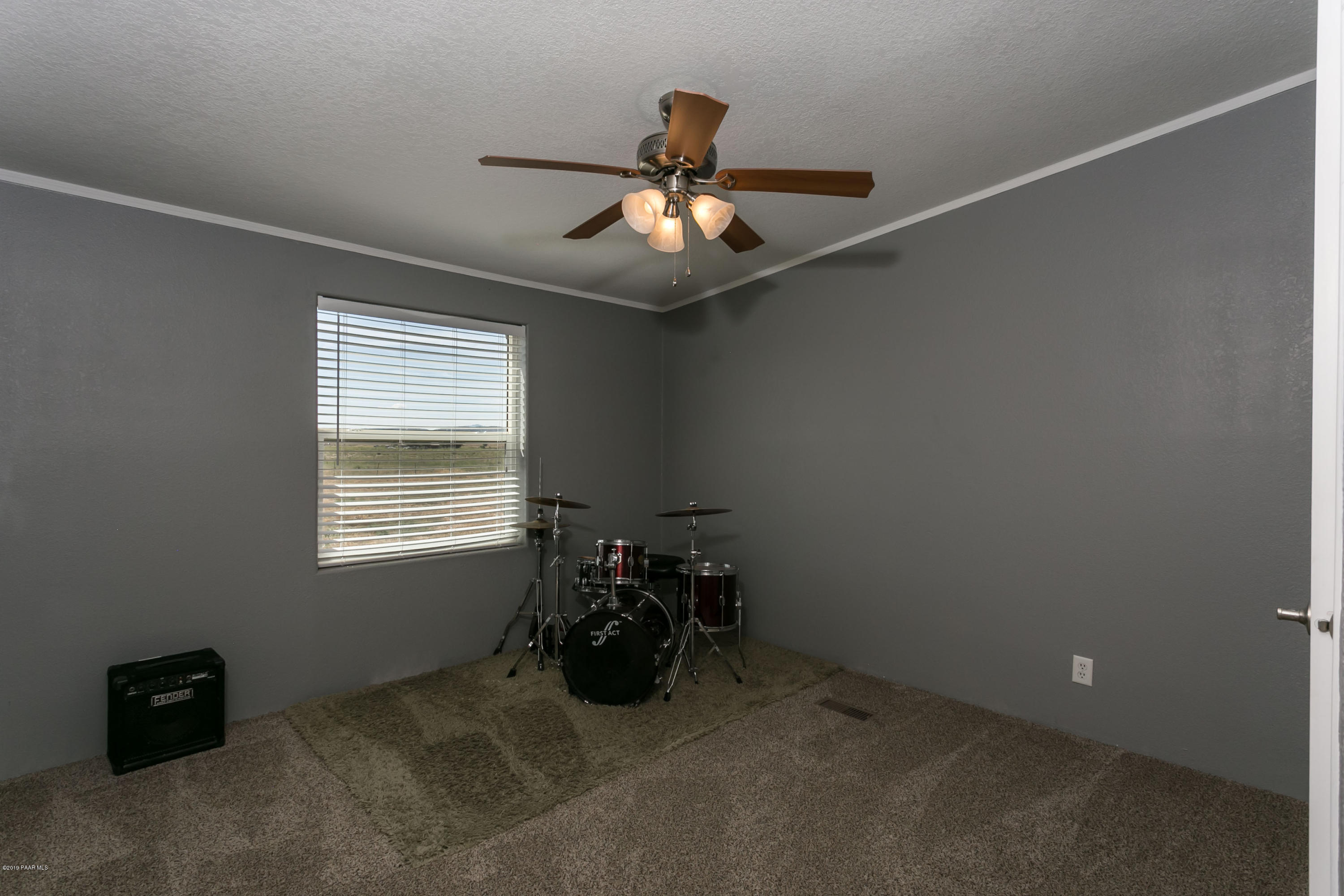 3275 West Ron Road Paulden, AZ 86334 - Photo 22 of 25 Bedroom 2
