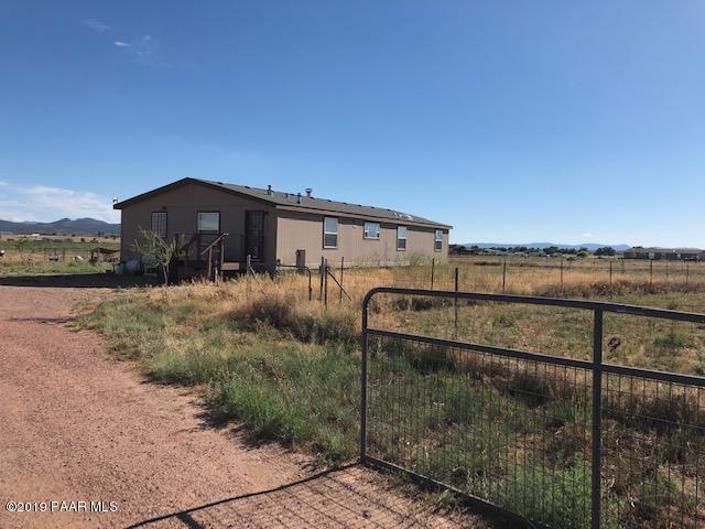 3275 West Ron Road Paulden, AZ 86334 - Photo 3 of 25 Rear of home