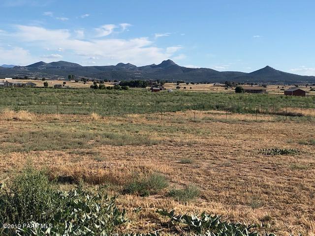 3275 West Ron Road Paulden, AZ 86334 - Photo 6 of 25 Wide Open Spaces