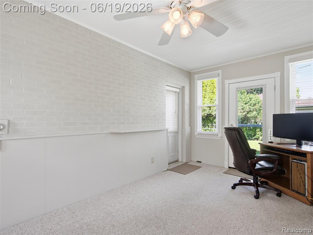 24 Nevada Avenue Rochester Hills, MI 48309 - Photo 28 of 34